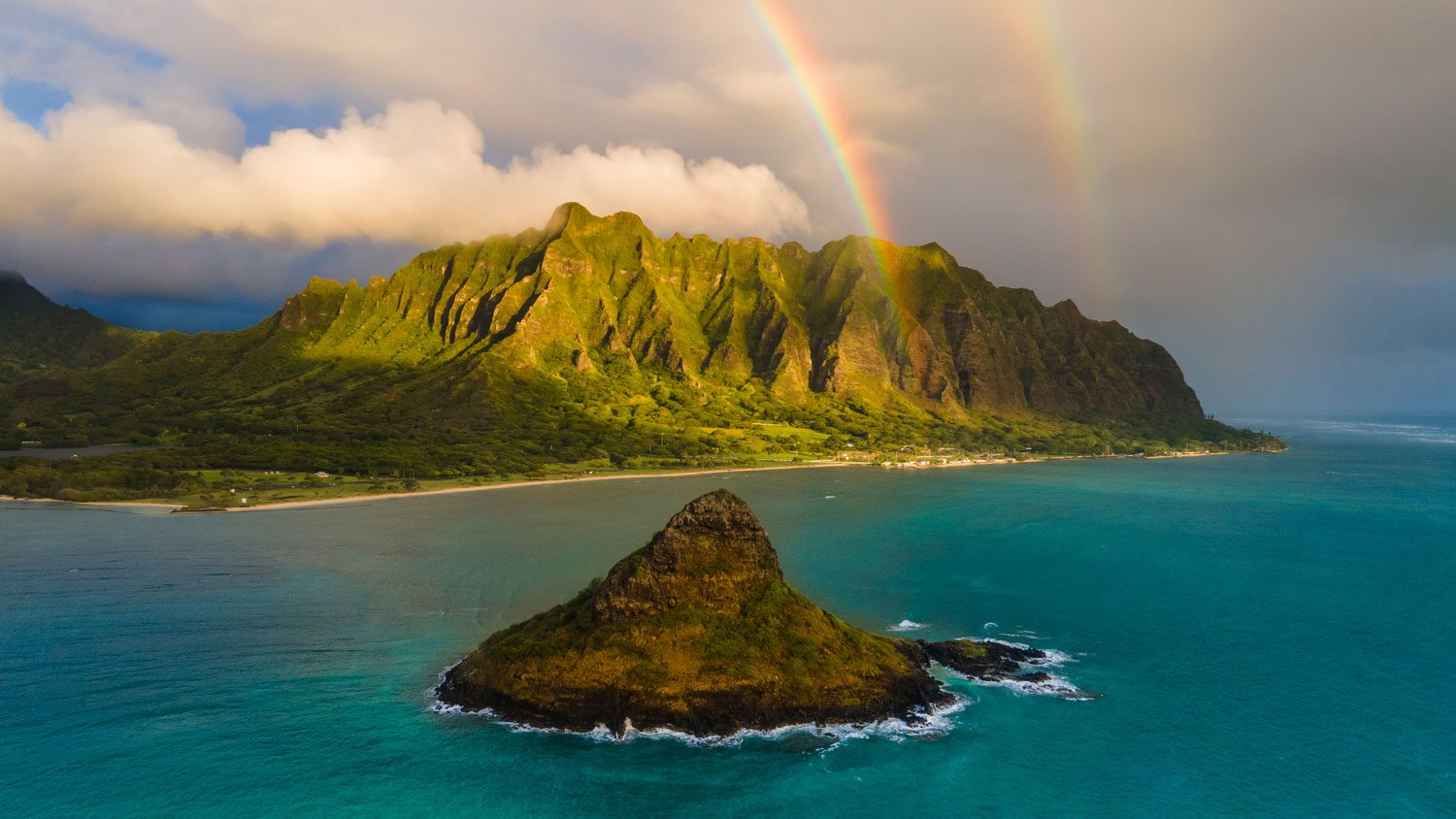 Oʻahu with Evan Koenig Best In Travel